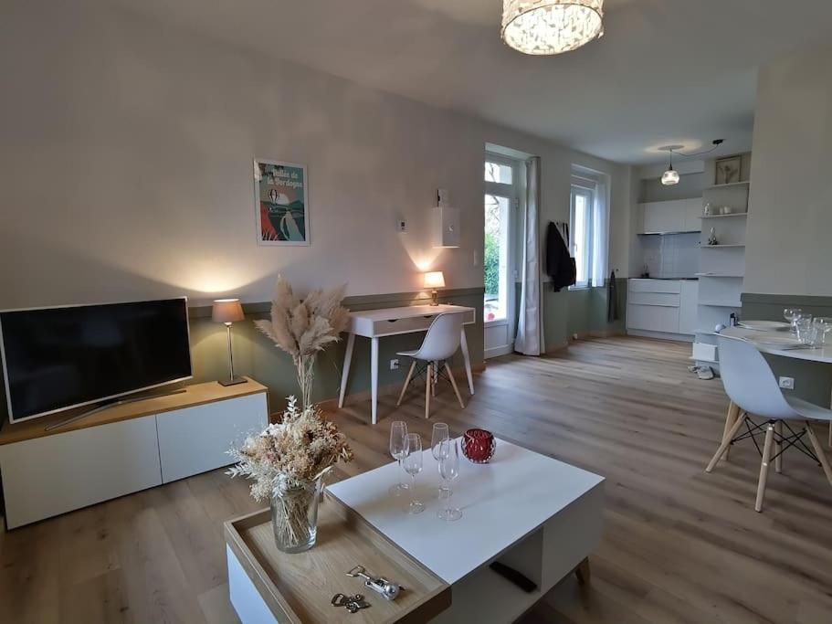 Appartement Cosy Avec Jardin Cloture Bretenoux Extérieur photo